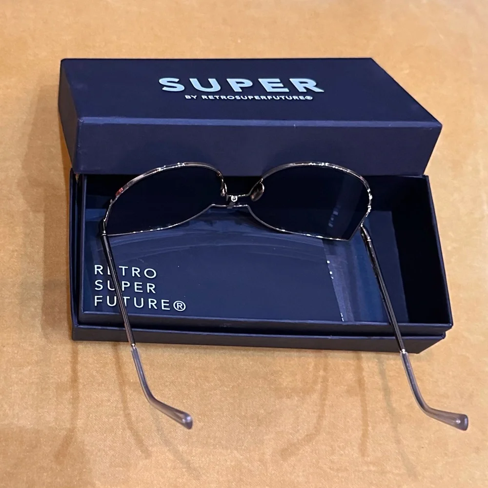 RetroSuperFuture Women's Sunglasses 
Lenz Lucia - Picture 4 of 9
